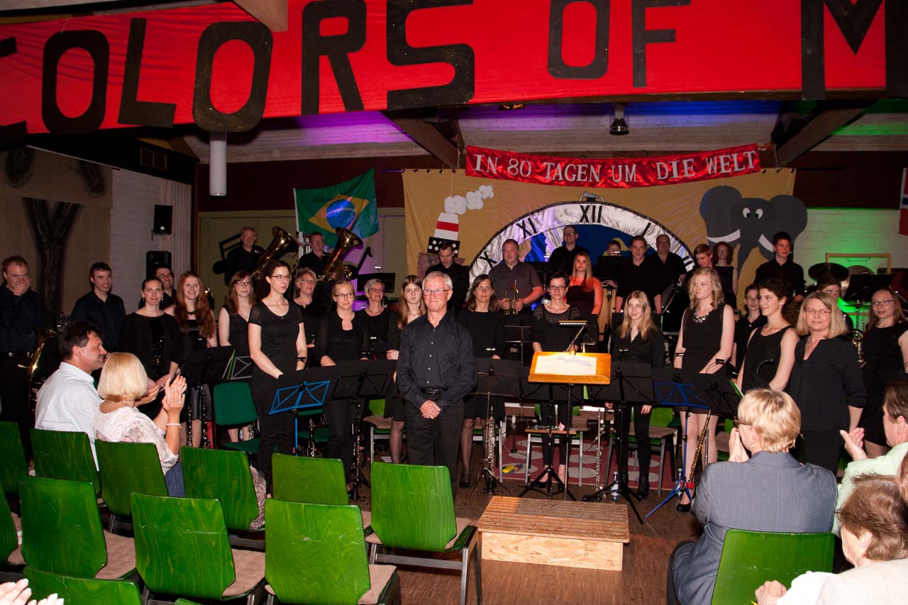 colors-music-2016_30_20160510_1792726454