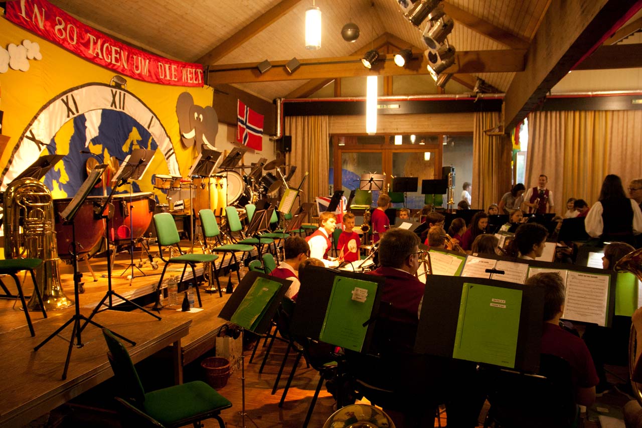 colors-music-2016_48_20160510_1231402264